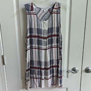 BB Dakota Sleeveless Plaid Top
